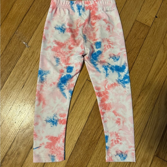Nike Kids Tie-Dye Leggings - Pink and Blue Size 4T - Picture 4 of 6